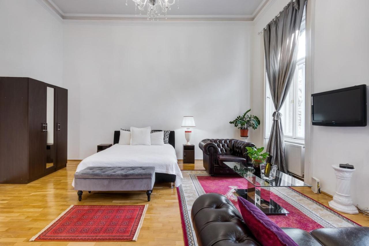 Royale Апартаменти *